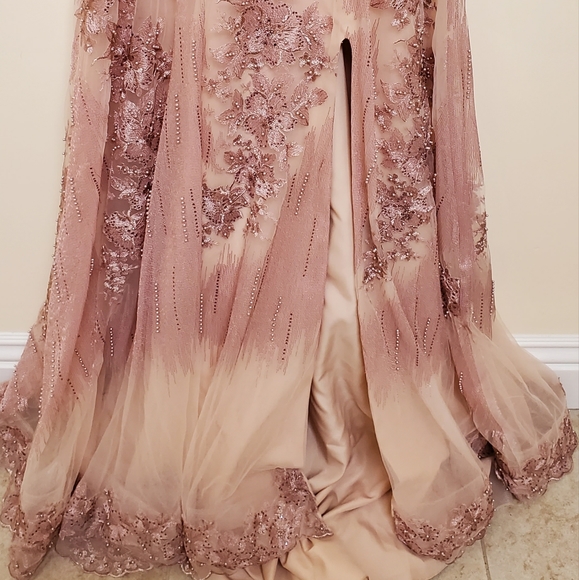 Rose blush evening gown, NWT, front slit - Picture 5 of 10